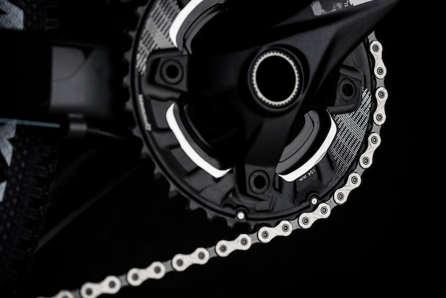 Photo close up chain of the mountain bike