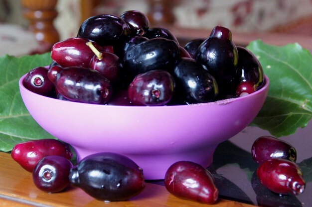 Close-up of cherries in bowl