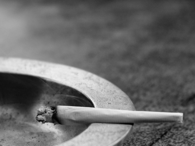 Photo close-up of cigarette