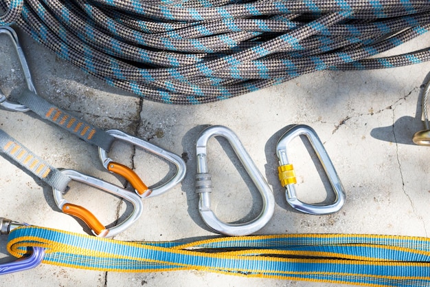 Photo close-up of climbing gears