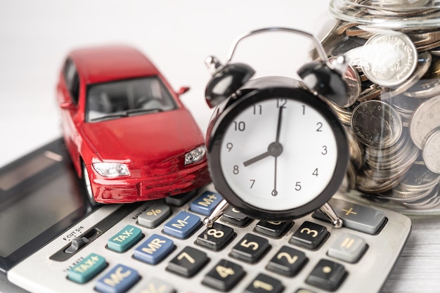 Photo close-up of clock on table