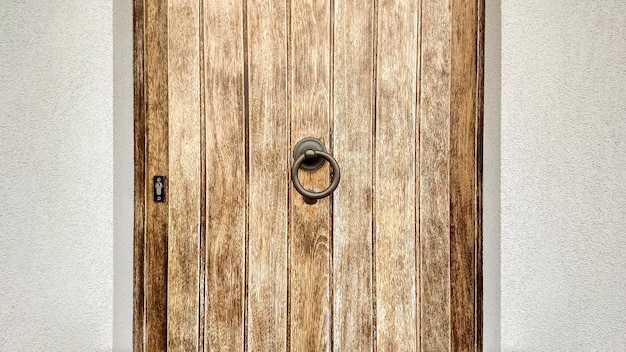 Photo close-up of closed door