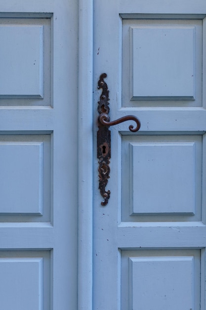 Photo close-up of closed door