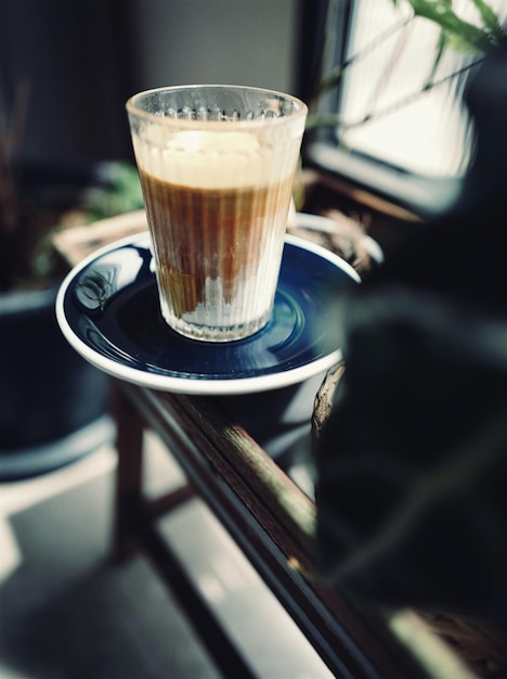 Photo close-up of coffee cup on table