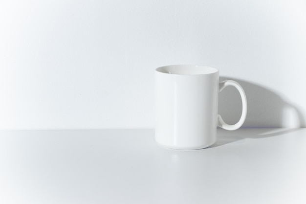 Photo close-up of coffee cup on table