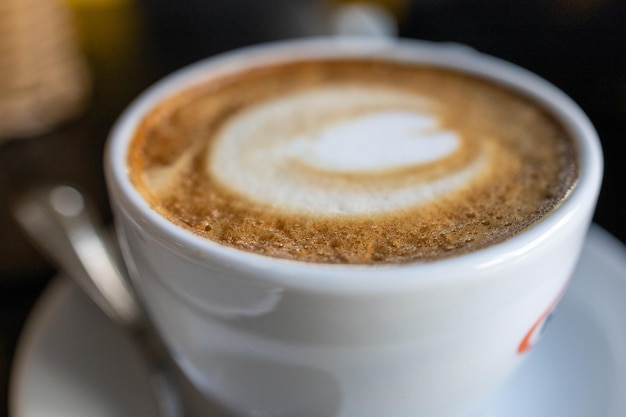 Foto prossimo piano del caffè in tazza