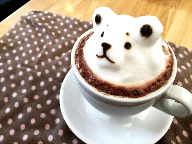 Foto close-up di una tazza di caffè