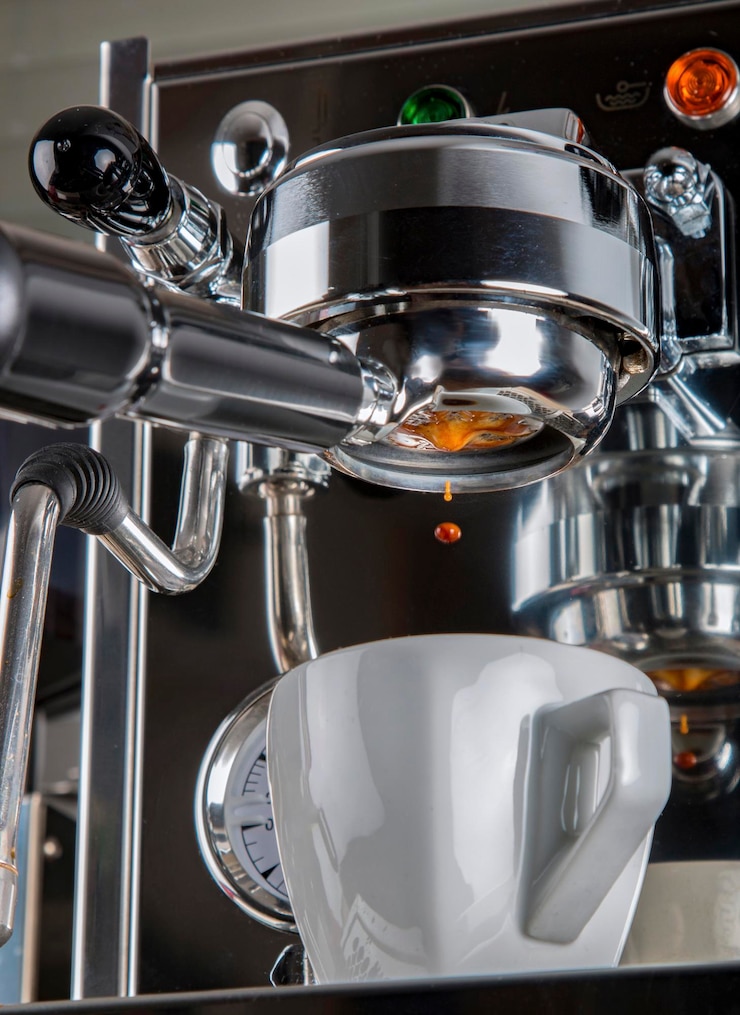 Photo close-up of coffee cups in kitchen