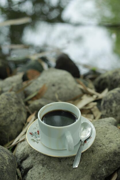 Photo close-up of coffee on the stone