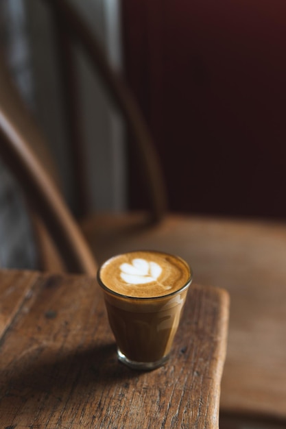 テーブルの上のコーヒーのクローズアップ