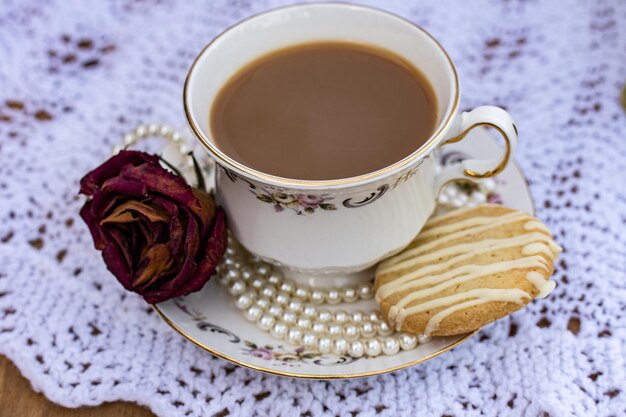 Foto prossimo piano del caffè sul tavolo