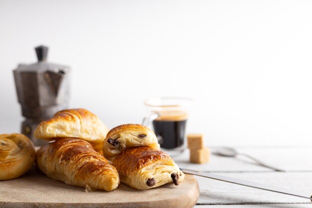 Foto prossimo piano del caffè sul tavolo