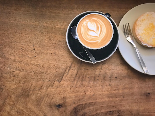テーブルの上のコーヒーのクローズアップ