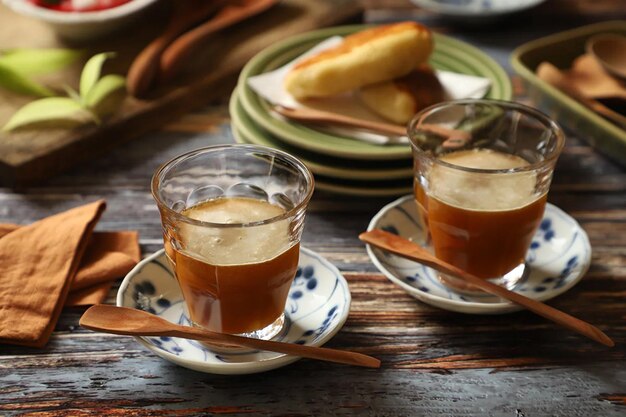 Foto prossimo piano del caffè sul tavolo