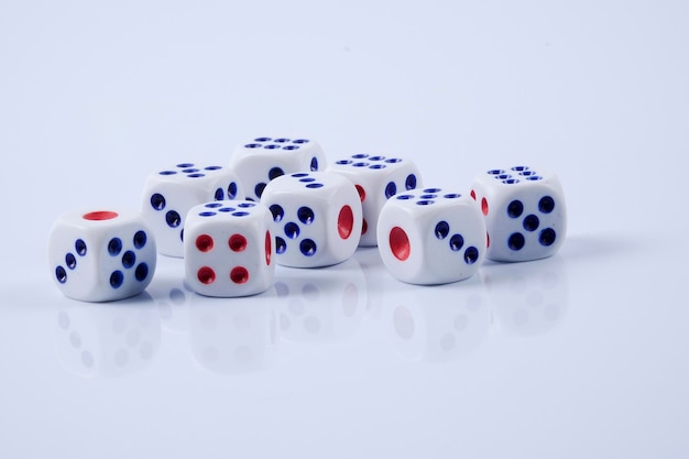 Photo close-up of coins on table against white background