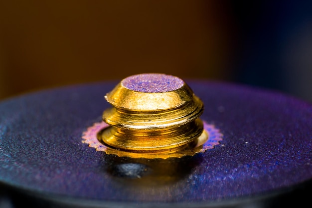 Photo close-up of coins on table