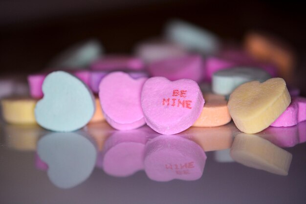 Photo close-up of colorful heart shape candies