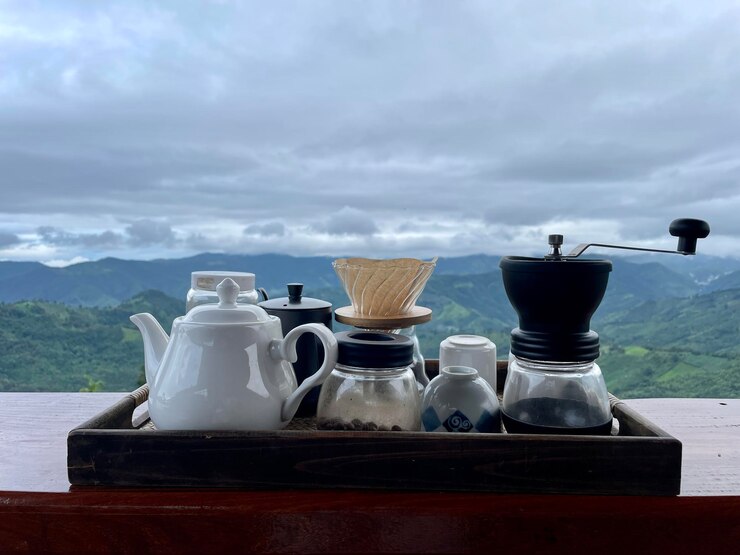 Photo close-up of containers on table