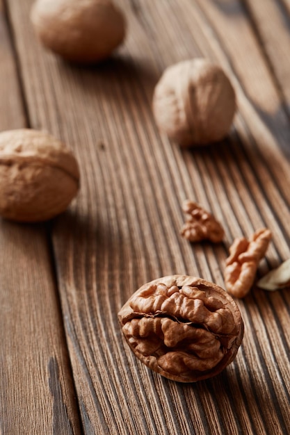 Foto prossimo piano dei biscotti sul tavolo