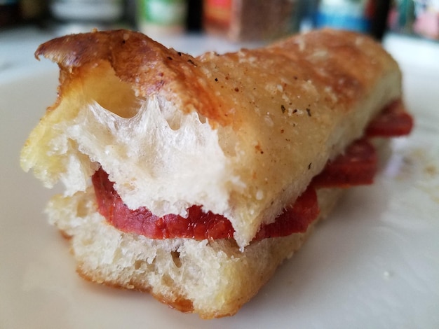 Foto prossimo piano del dessert nel piatto