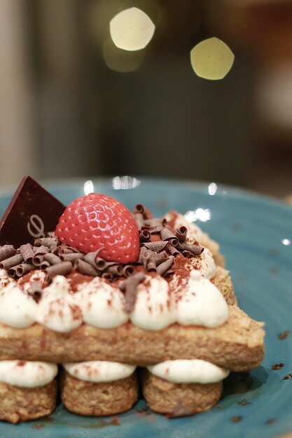 Photo close-up of dessert in plate