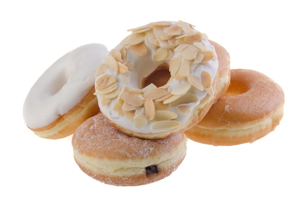Photo close-up of donut against white background