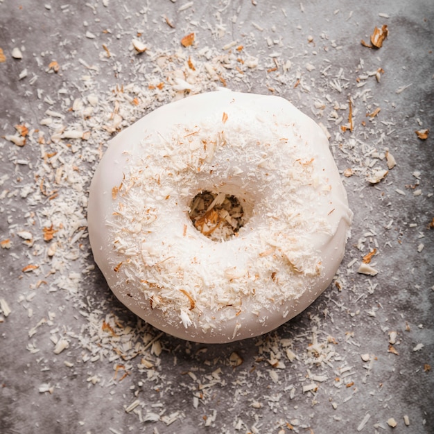 Photo close-up donut with frosting