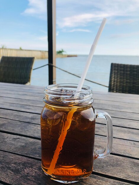 Photo close-up of drink on table