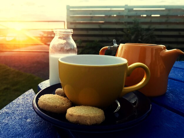 Photo close-up of drink on table