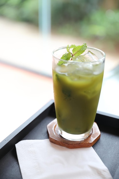 Photo close-up of drink on table