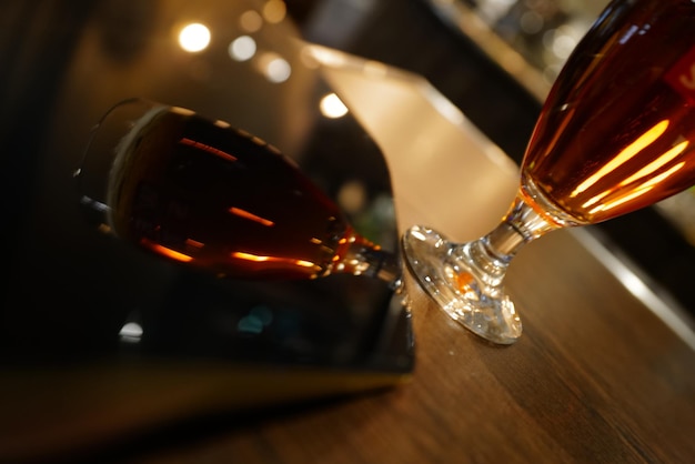 テーブルの上の飲み物のクローズアップ