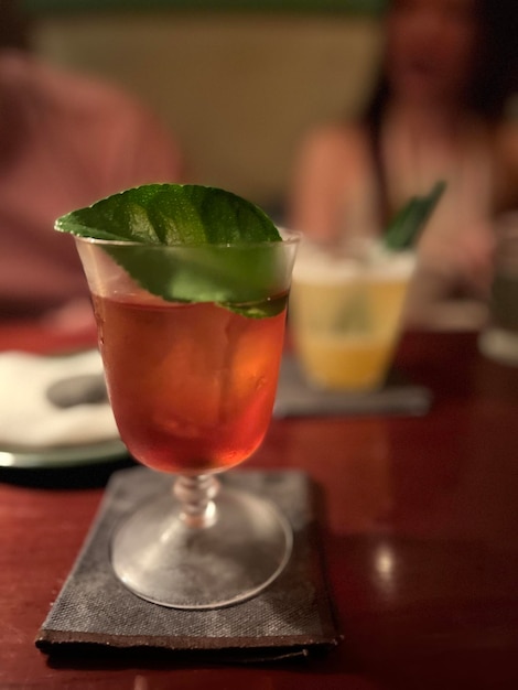 Photo close-up of drink on table