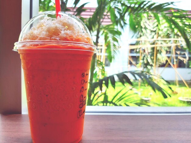 Photo close-up of drink on table