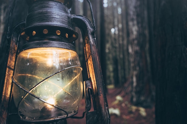 Foto prossimo piano di una lampada elettrica