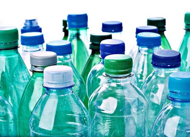 Photo close-up of empty bottles