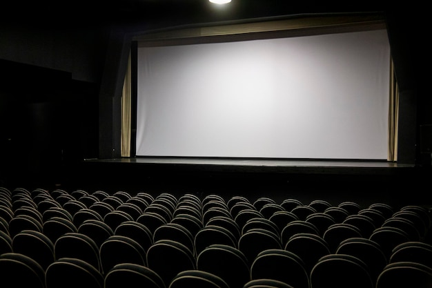 Photo close-up of empty seats in theater