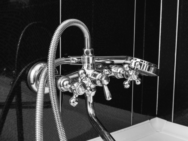 Photo close-up of faucet