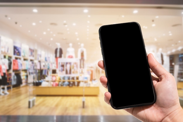 Photo close-up of female use smartphone