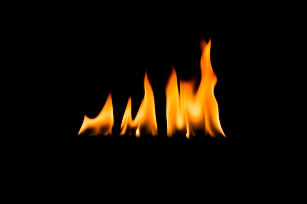 Photo close-up of fire against black background