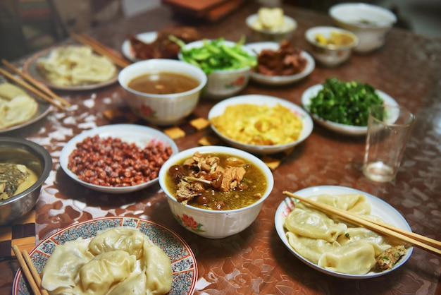 Photo close-up of food in bowl