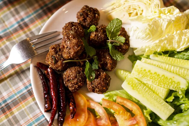 Photo close-up of food in plate