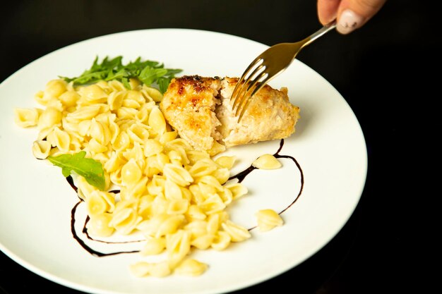 Photo close-up of food in plate