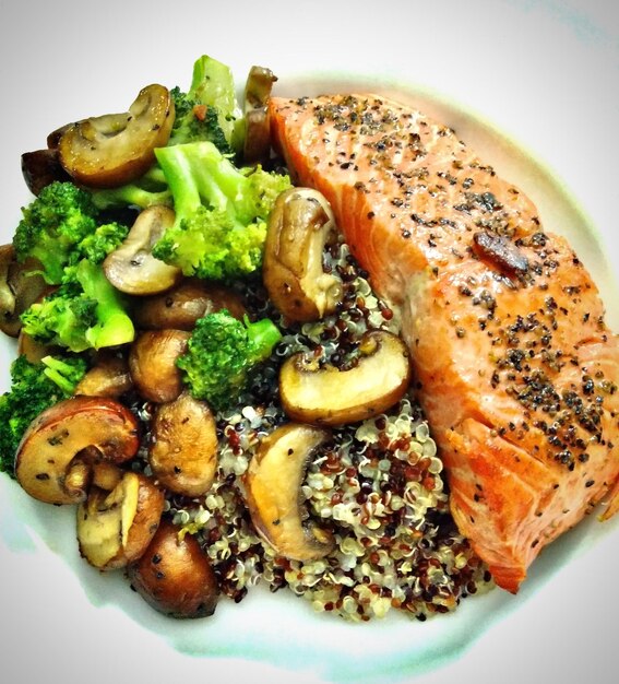 Photo close-up of food in plate