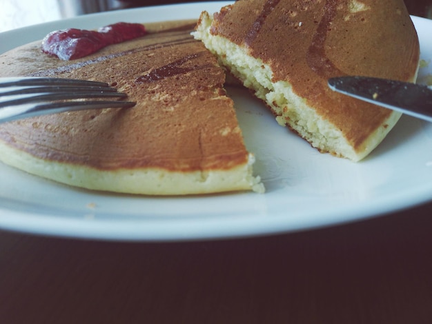 Foto prossimo piano del cibo sul piatto