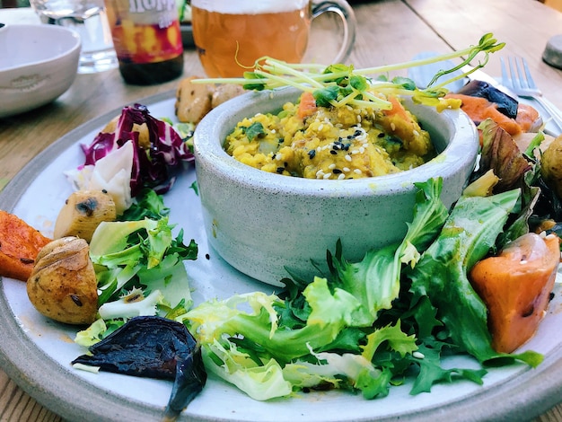 Photo close-up of food served in plate