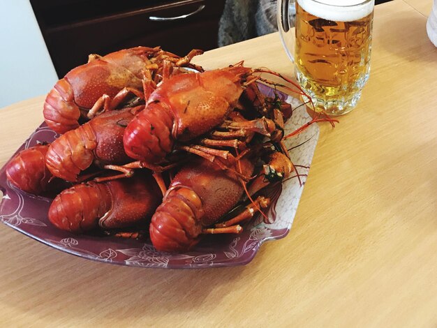 Photo close-up of food served on table