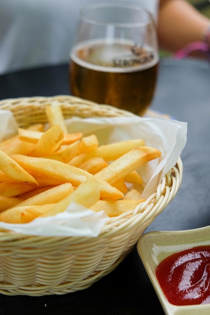 Photo close-up of food on table