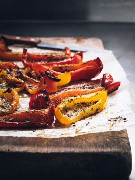 Foto prossimo piano del cibo sulla tavola