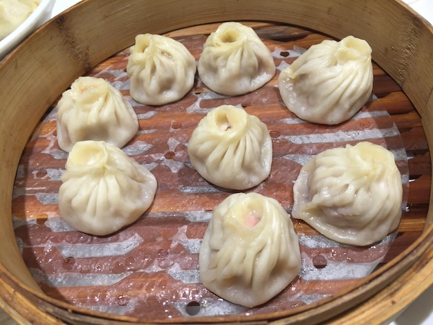 Photo close-up of food on table