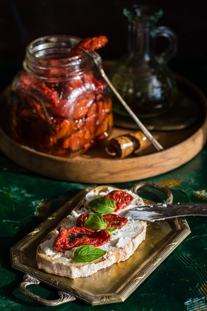 Foto prossimo piano del cibo sulla tavola